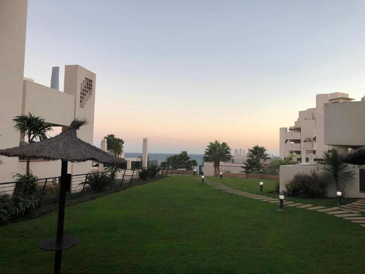 Bahia De La Plata Lejlighed Estepona Eksteriør billede
